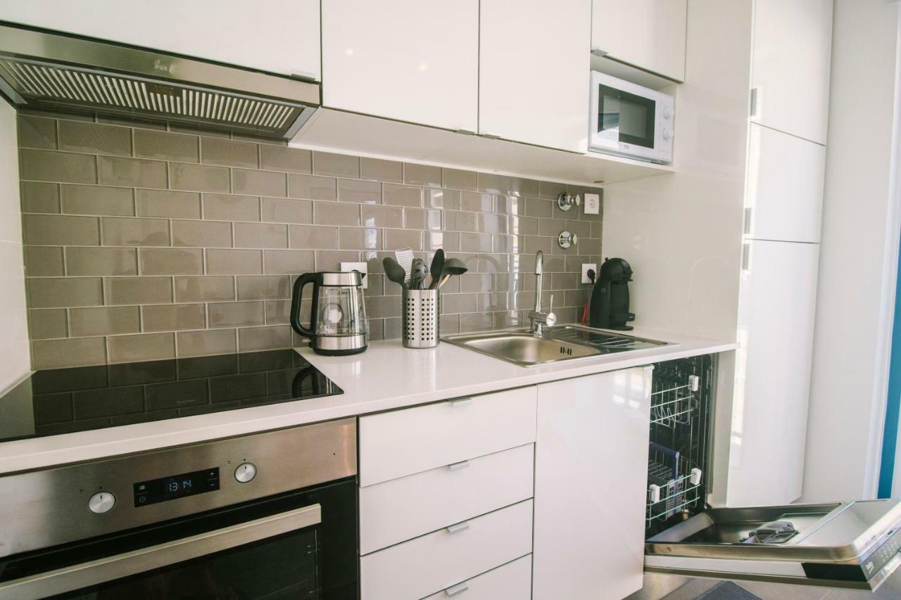 נאזרה Top Floor Beach Apartment By Silver Prop מראה חיצוני תמונה